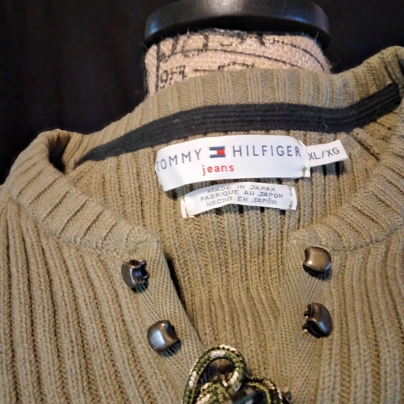 Gently Loved Tommy Hilfiger Sweater - Picture 3 of 4
